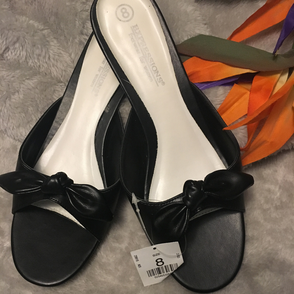 NEW Expressions Shoes**REDUCED**